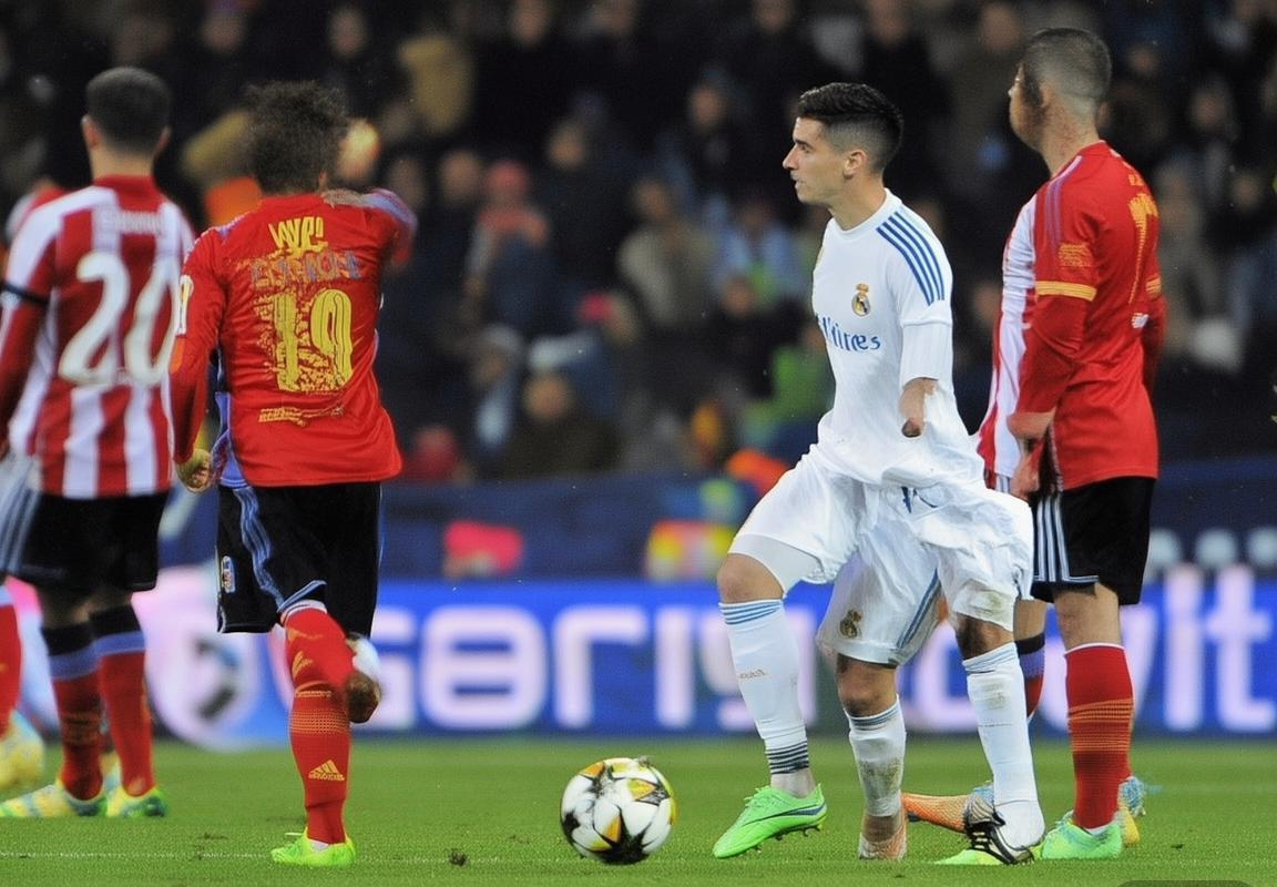 西甲欧冠表现：皇马锁定头名，西甲球队晋级形势解析